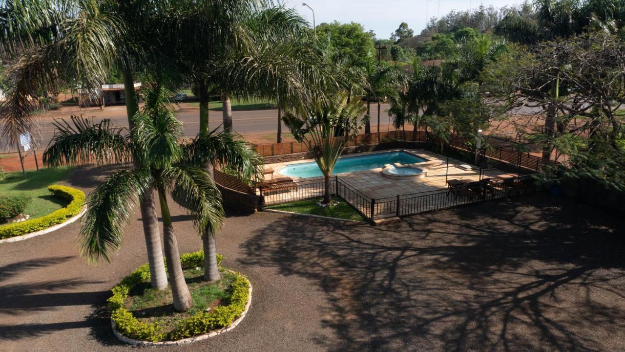 Hotel Oaky Posadas Dış mekan fotoğraf