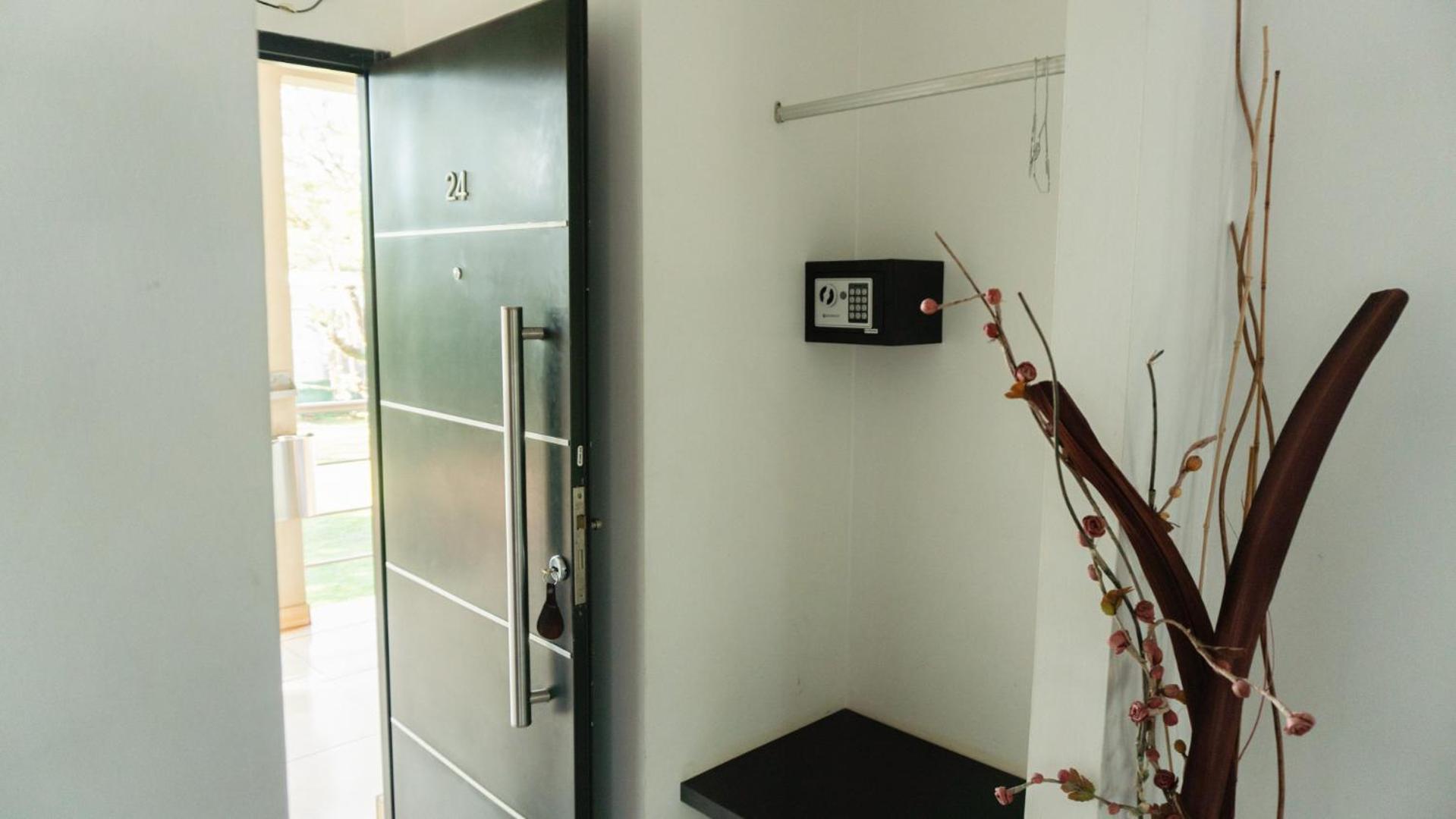 Hotel Oaky Posadas Dış mekan fotoğraf