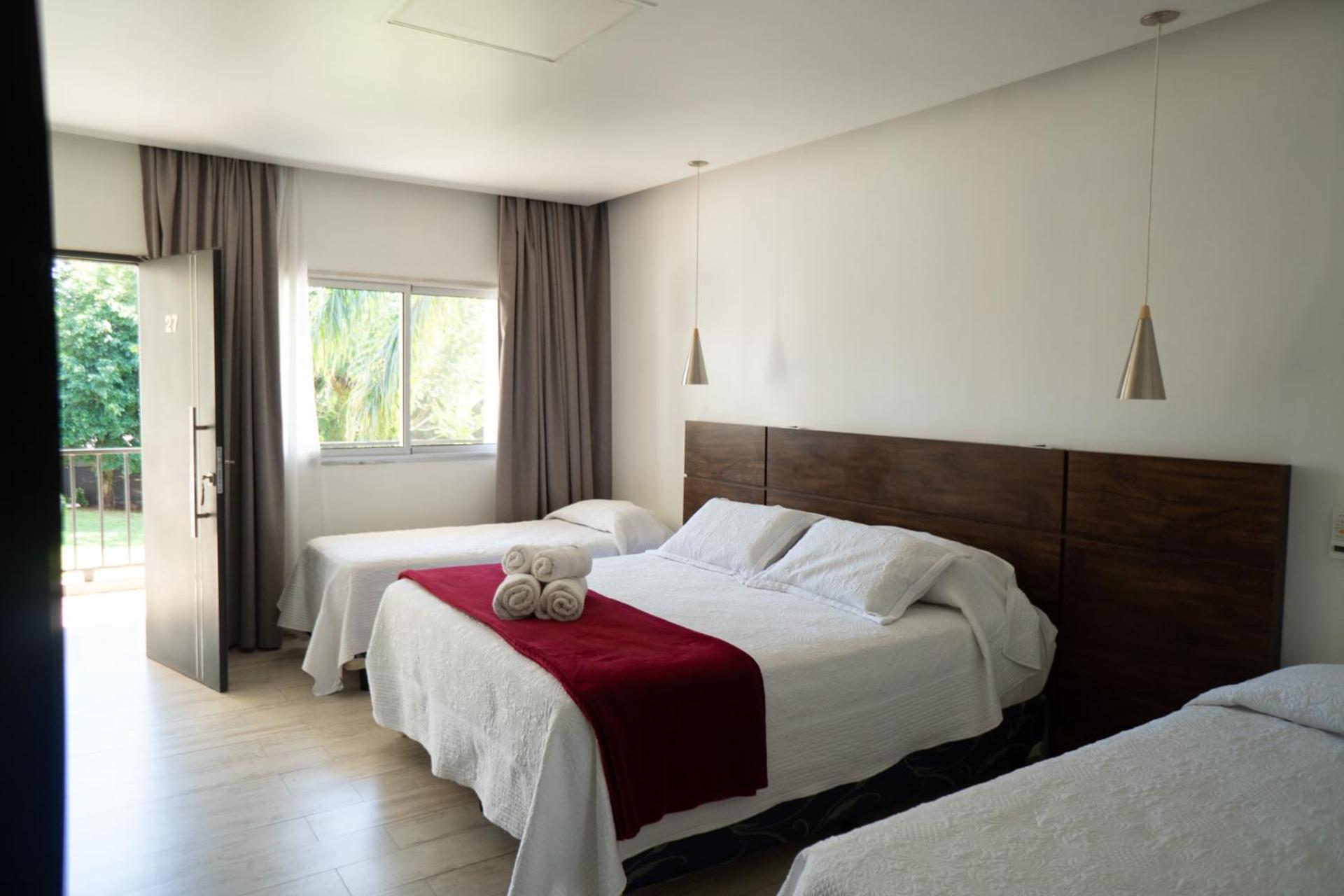 Hotel Oaky Posadas Dış mekan fotoğraf
